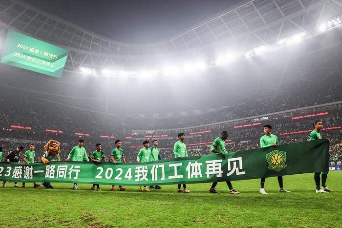嗯啊h客厅hh青梅h日日偷换