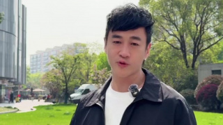 男人和女生一起努力生孩子